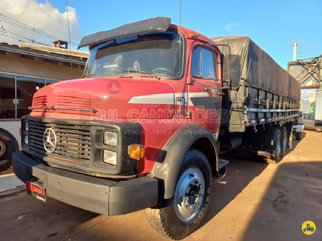 CAMINHAO MERCEDES-BENZ MB 1113 Graneleiro Truck 6x2 Sul Caminhões MARINGA PARANÁ PR
